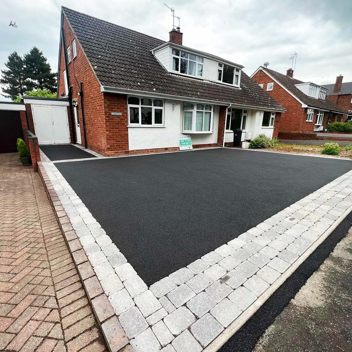 Tarmac driveway with cobble paving border kidderminster