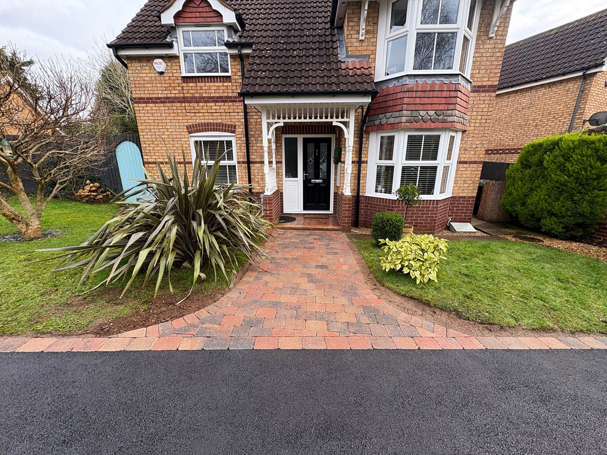 Tarmac Driveway with Cobble Paving in Bromsgrove